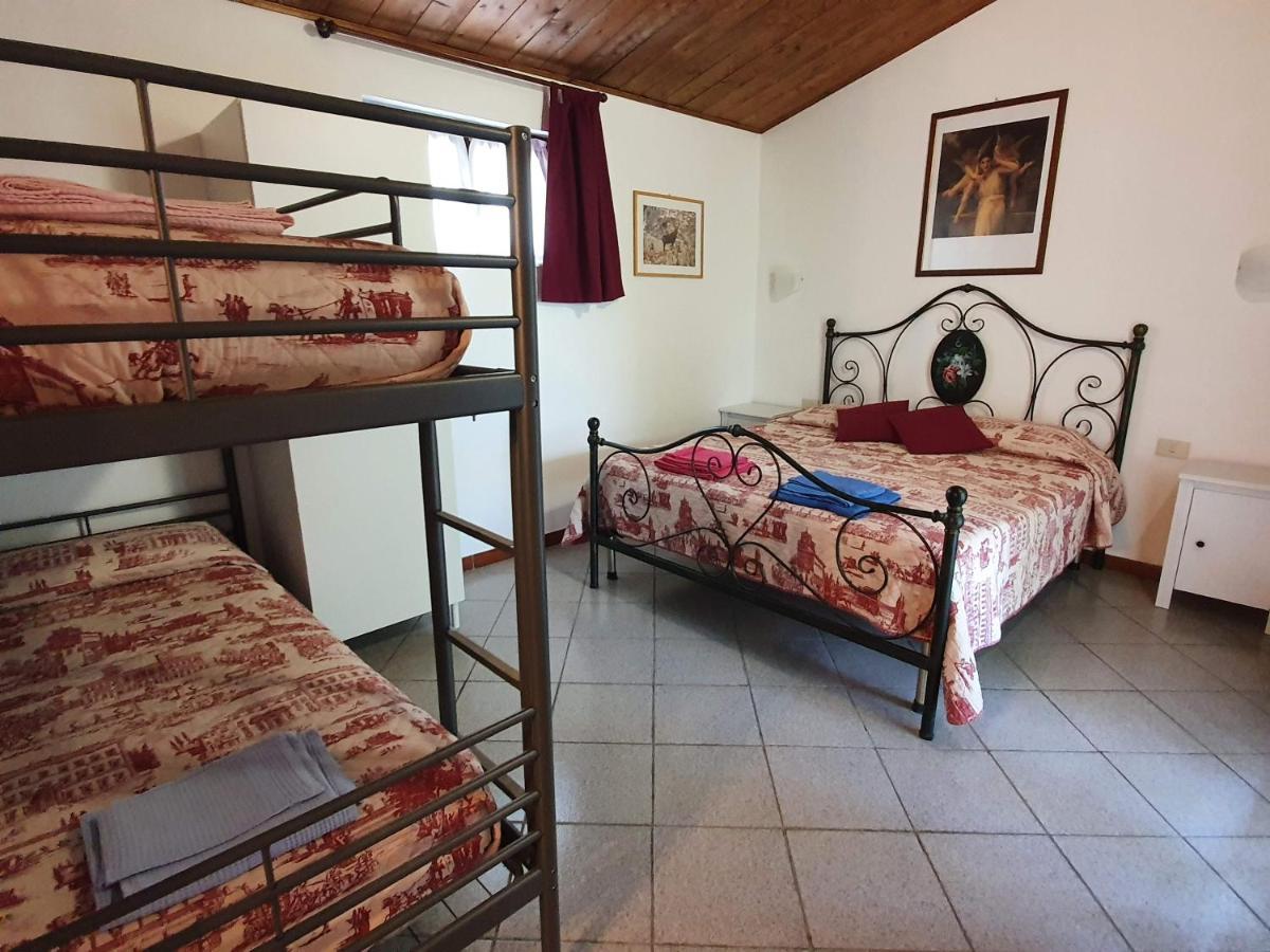 Agriturismo Il Burlino Apartments Lerma Luaran gambar